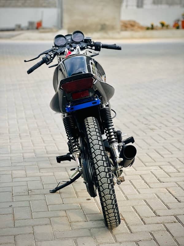 Yamaha YBR 125G 12