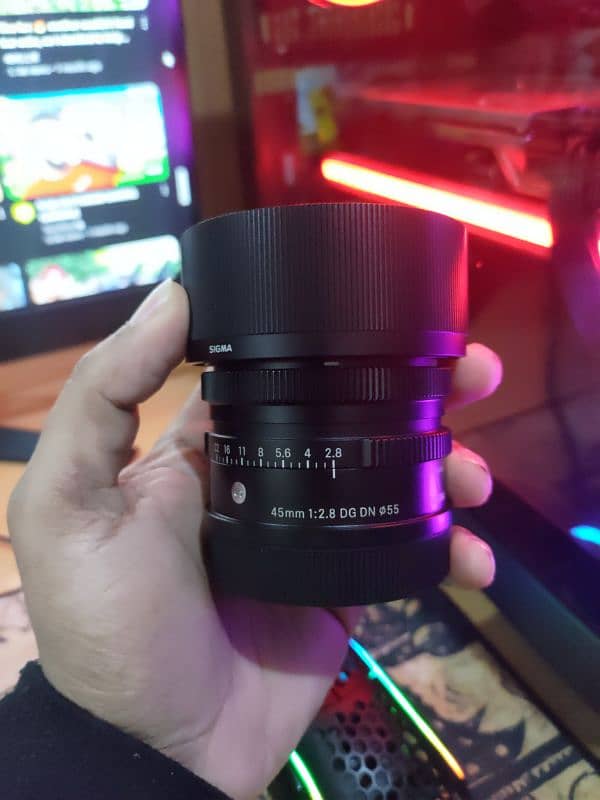 sigma 45mm f2.8 L Mount lens 0