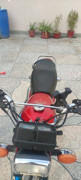 Honda 125 8