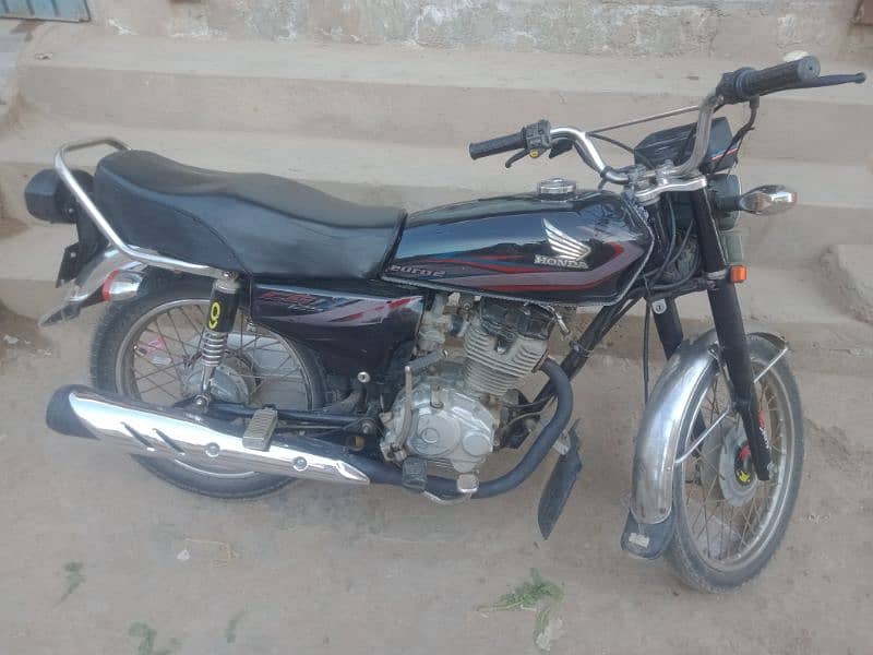 Urgent for sale honda 125 all ok 3