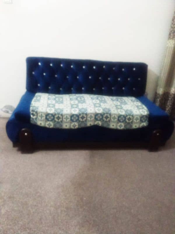 7 seater sofa new condition 1