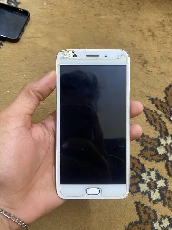 oppo F1s 4