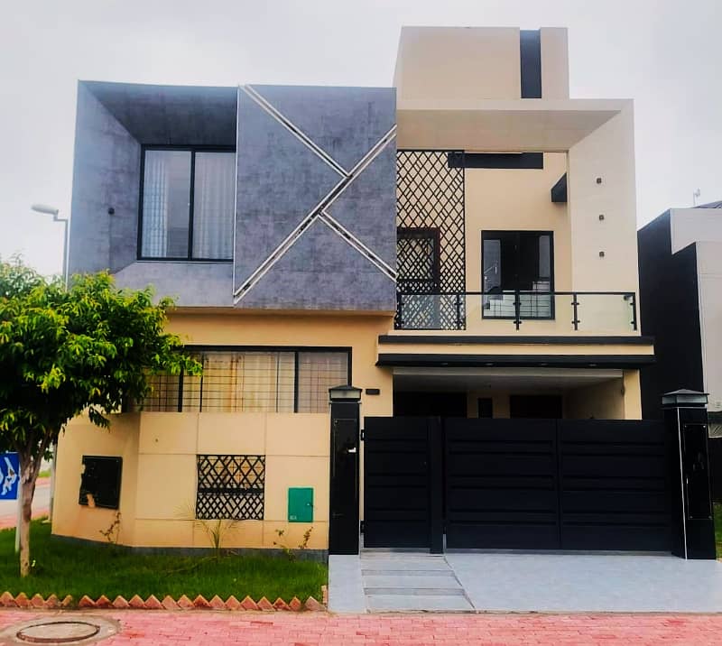 5 Marla House For Rent In Rafi Block Bahria Town Lahore 0