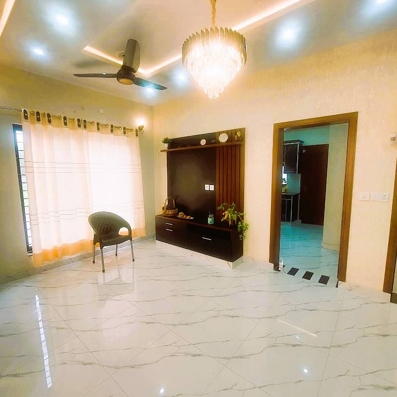 5 Marla House For Rent In Rafi Block Bahria Town Lahore 5