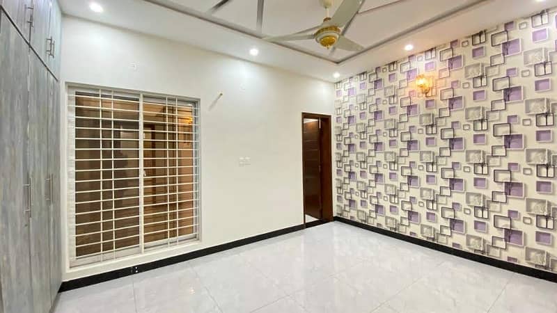 10 Marla House For Rent In Sector C Bahria Town Lahore 11