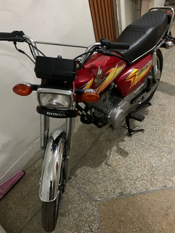 Honda CG 125 2021 Model Good Condition for sell 4