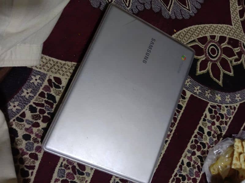 Samsung Chromebook a one condition home use all ok 11