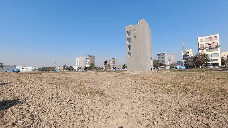 Commercial Plot For Sale In DHA Phase 8 - Ex Air Avenue 6