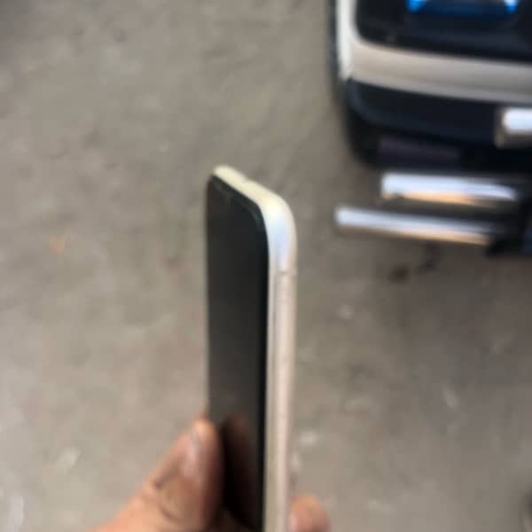 iPhone 11 128 gb pta approved all ok waterpack 2