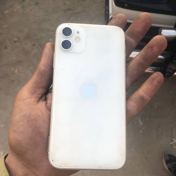 iPhone 11 128 gb pta approved all ok waterpack 3