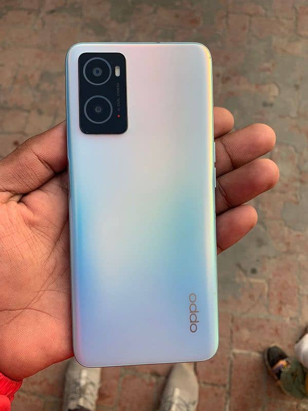 Oppo A76 6+2/128 3