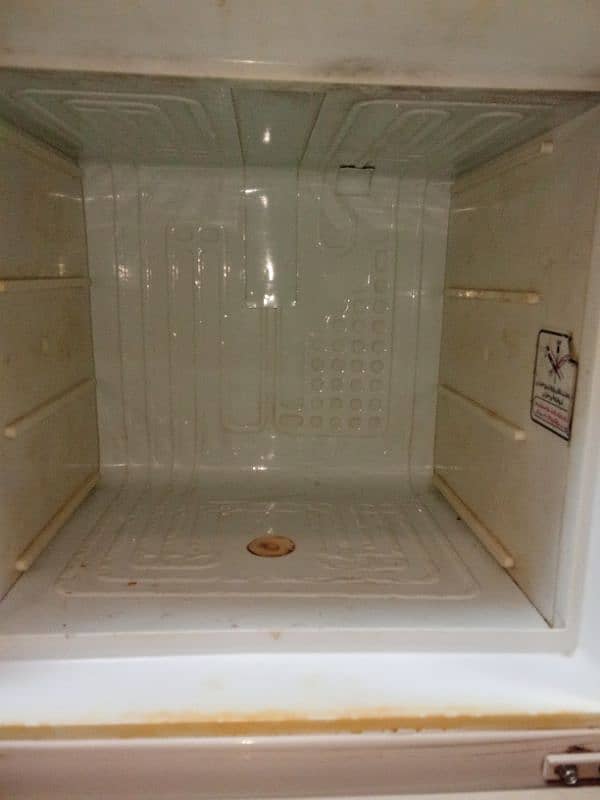 Dawlance Refrigerator for sale 6