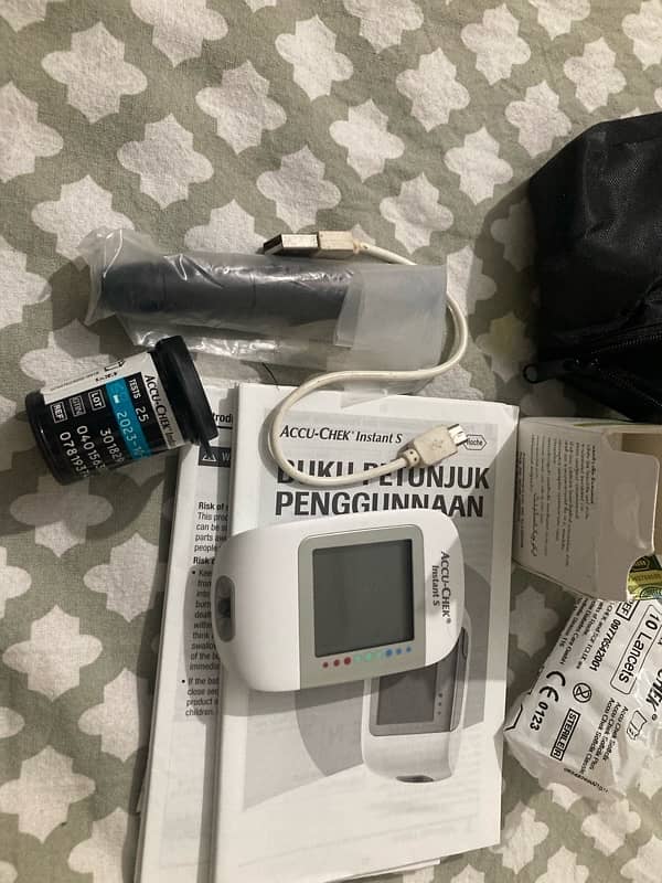 Blood Pressure machine & Accu-chek Instant S 4