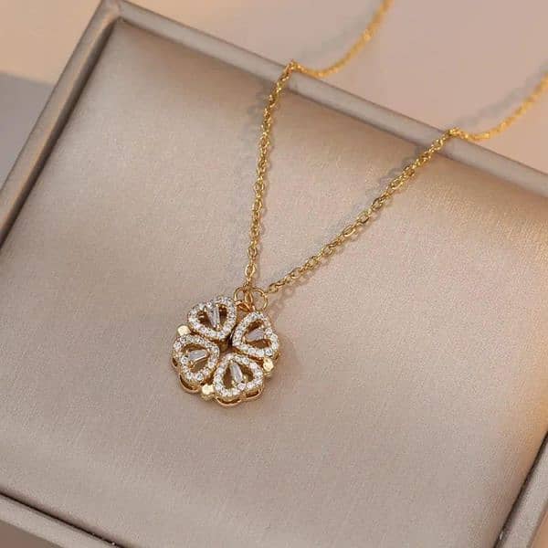 China Gold plated locket 2