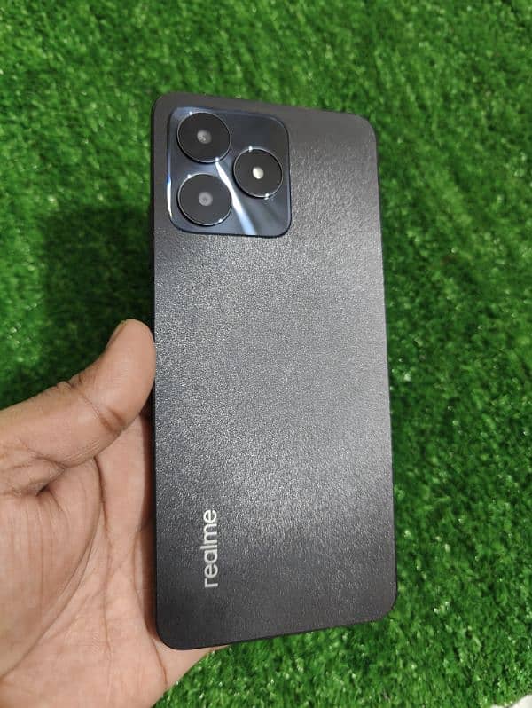 Realme C53 0