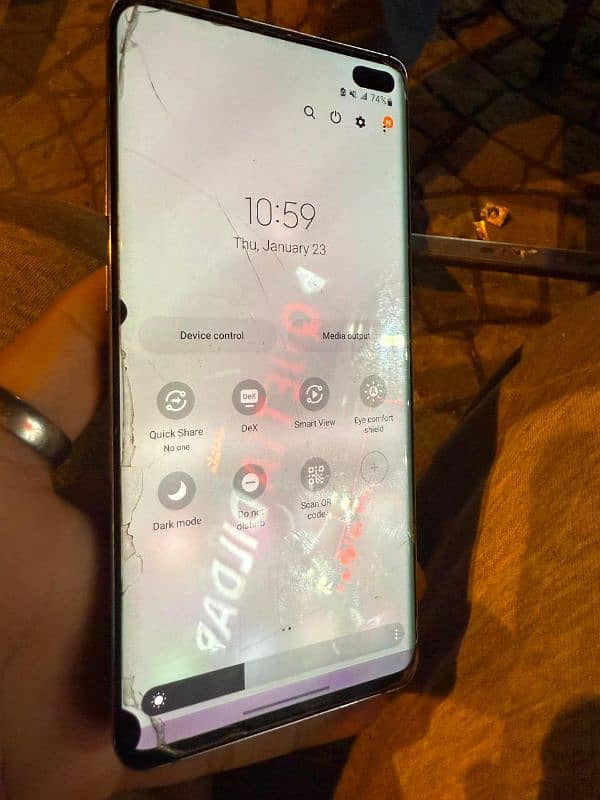 Samsung S10 plus 3