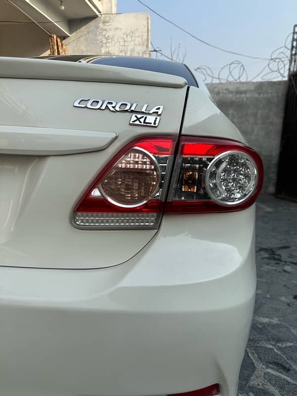 Toyota Corolla GLI 2012 4