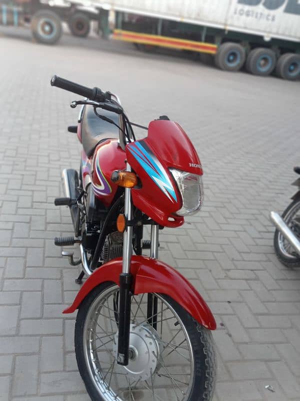 Honda 100 cc prider 1