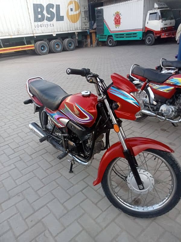 Honda 100 cc prider 11