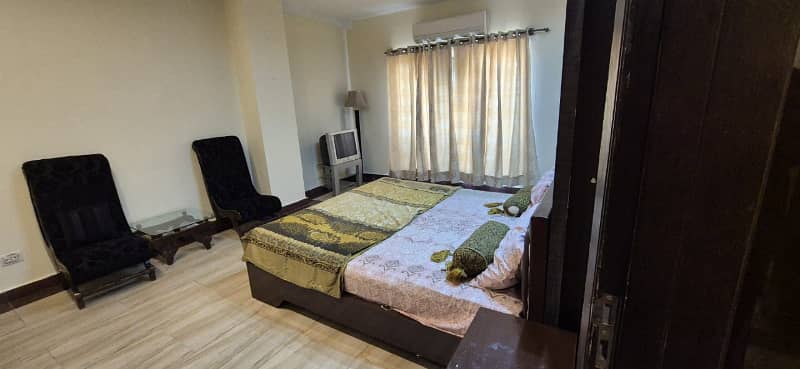 One bedroom fully luxury furnished apartment available for rent 3