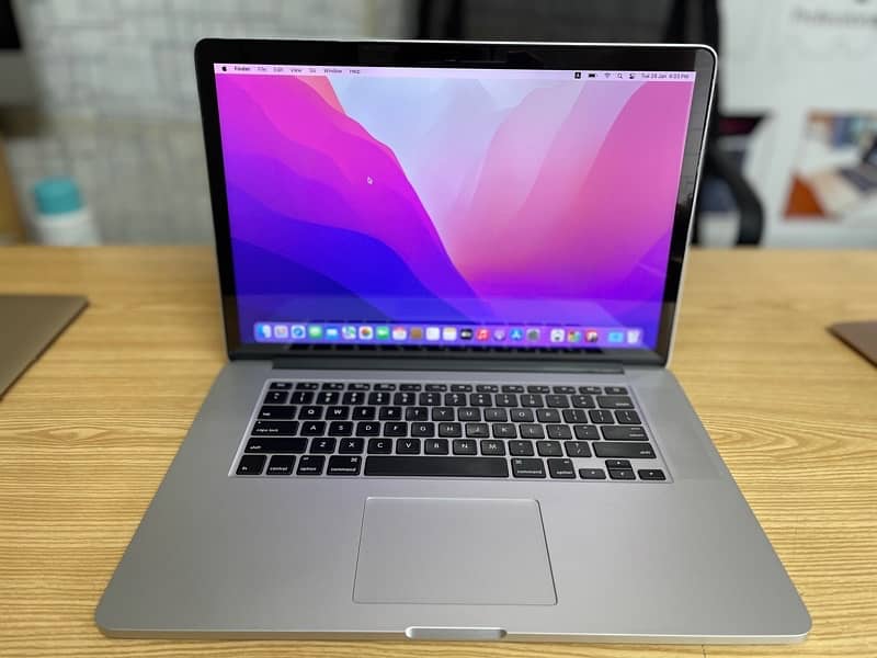 Macbook Pro 2015 15inches 0