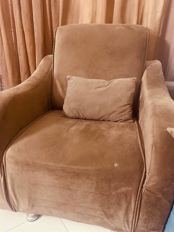 3 seater and 1 seater sofa for sale 2