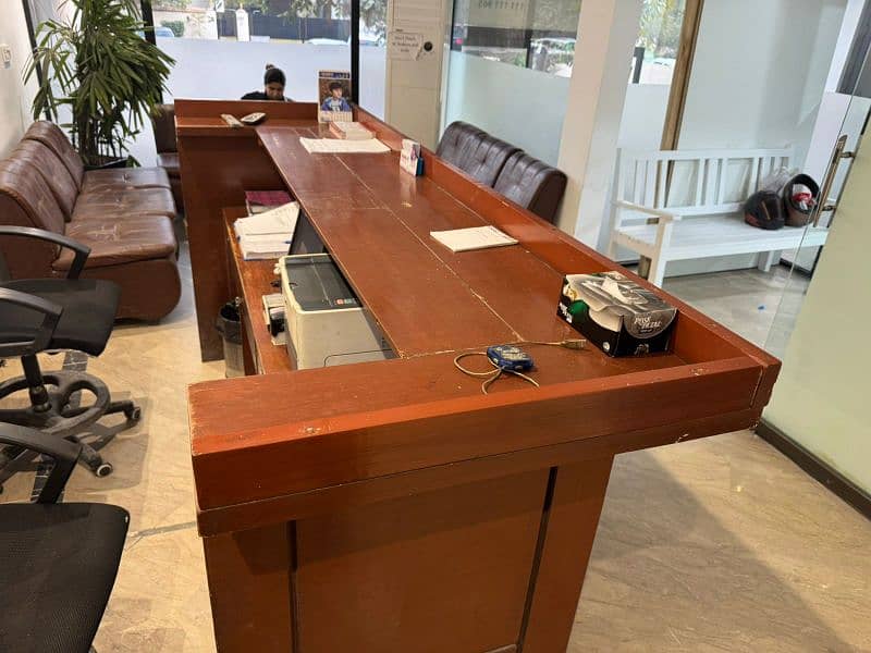 Reception Counter 2