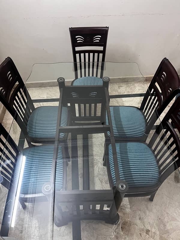 dining table| top glass dinner   | 6 seater dinning table| urgent sale 0