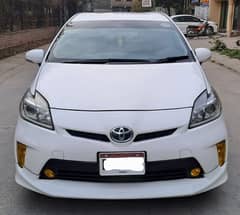 Toyota Prius 2012 G selection Touring full option