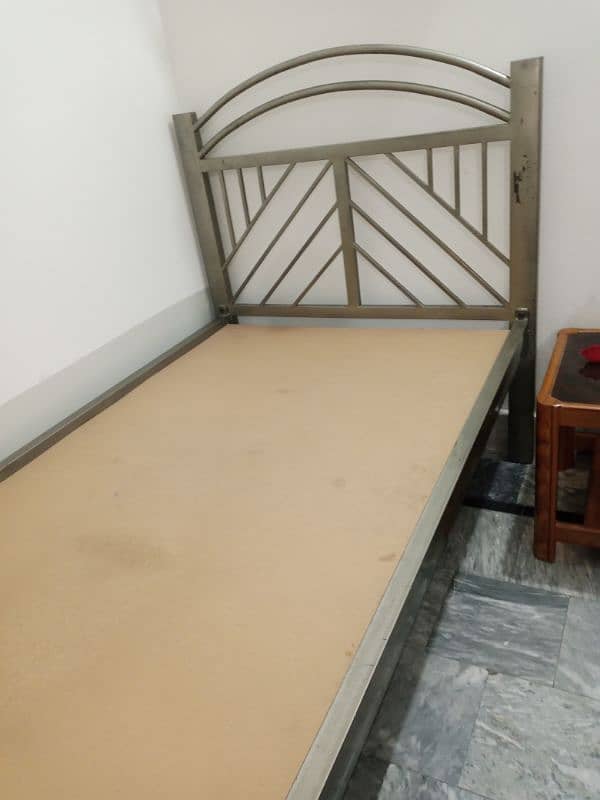 Single Bed with particle board 4