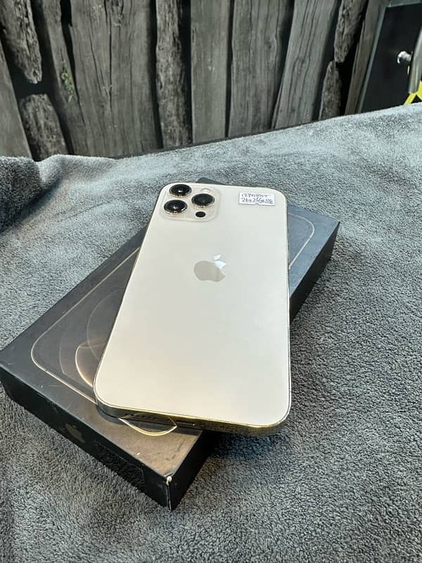 iphone 12pro max 256gb pta approved 0