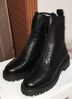 lama genuine leather studded boots size 40