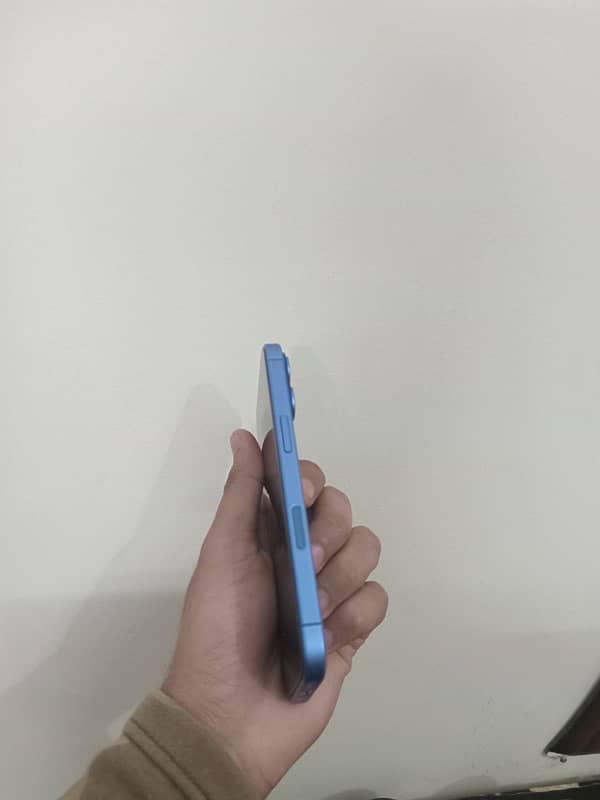 iphone 16 blue jv 1