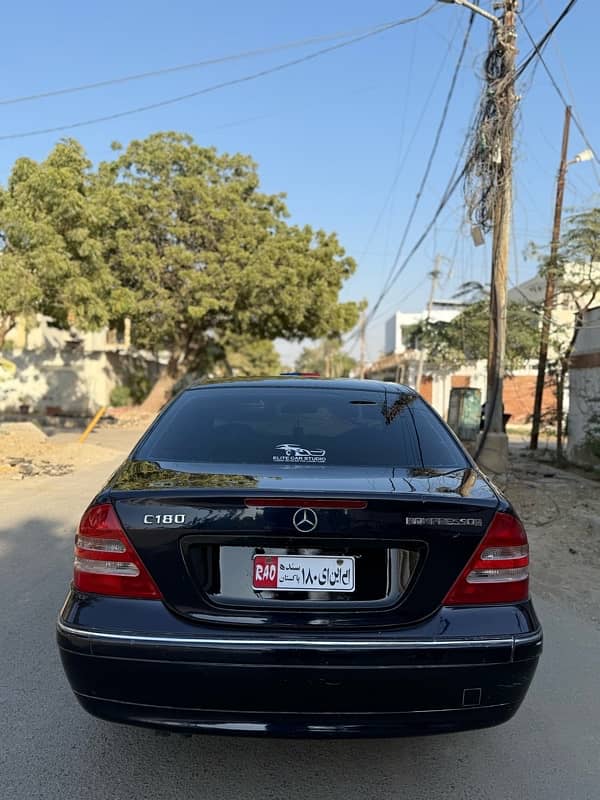 Mercedes Benz c180 Amg Brand new condition 5