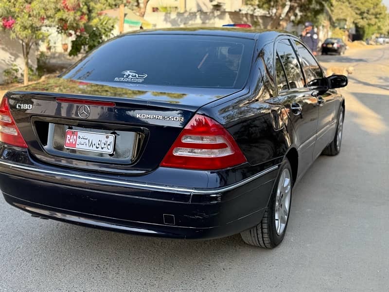 Mercedes Benz c180 Amg Brand new condition 6