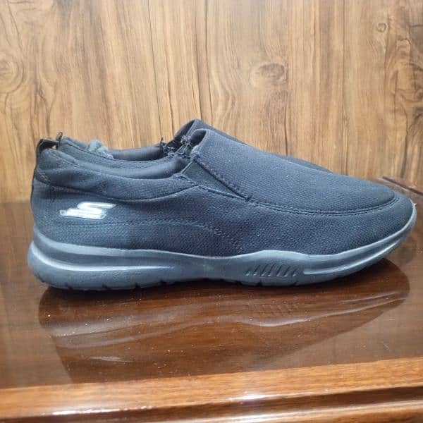 sketchers shoes 0