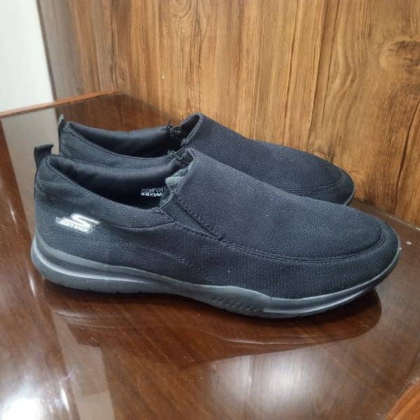 sketchers shoes 4