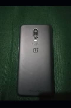 ONE PLUS 6  black color  8gb 128gb 10/10 condition  snapdragon 845