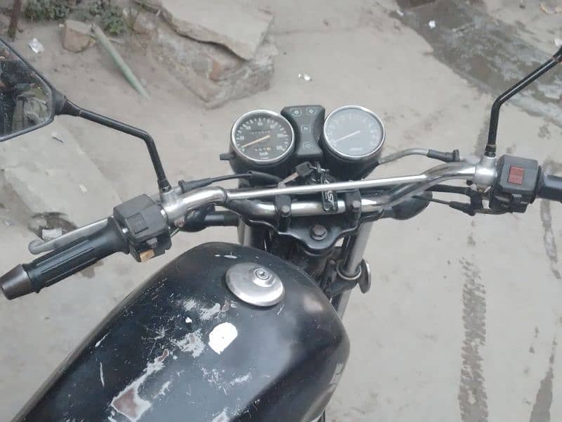 suzuki gs 150 usd bike hai 2