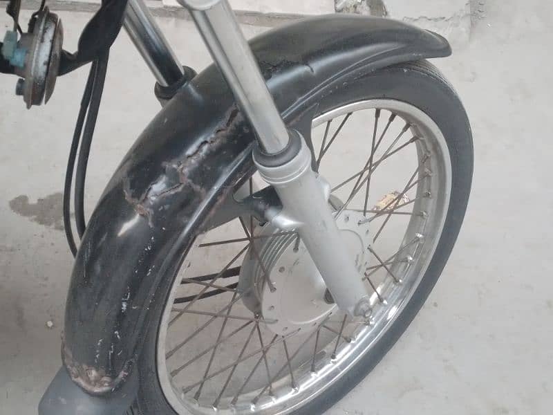 suzuki gs 150 usd bike hai 6