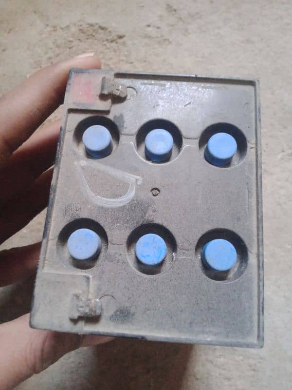 2 pes bettry 12v scrape condition 2