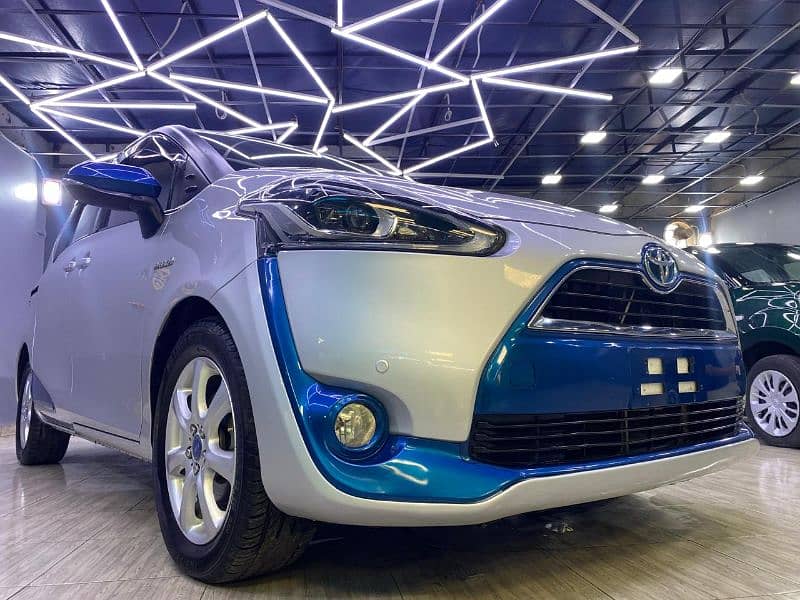 Toyota Sienta 2016 3