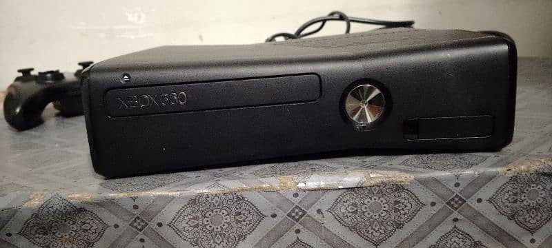 x box 360 slightly used 3