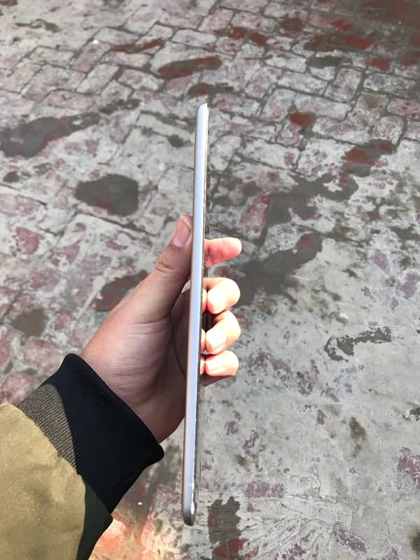 Ipad Mini 4 128Gb for sale 1