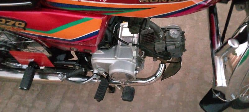 Honda CD 70 2012 excellent condition 4