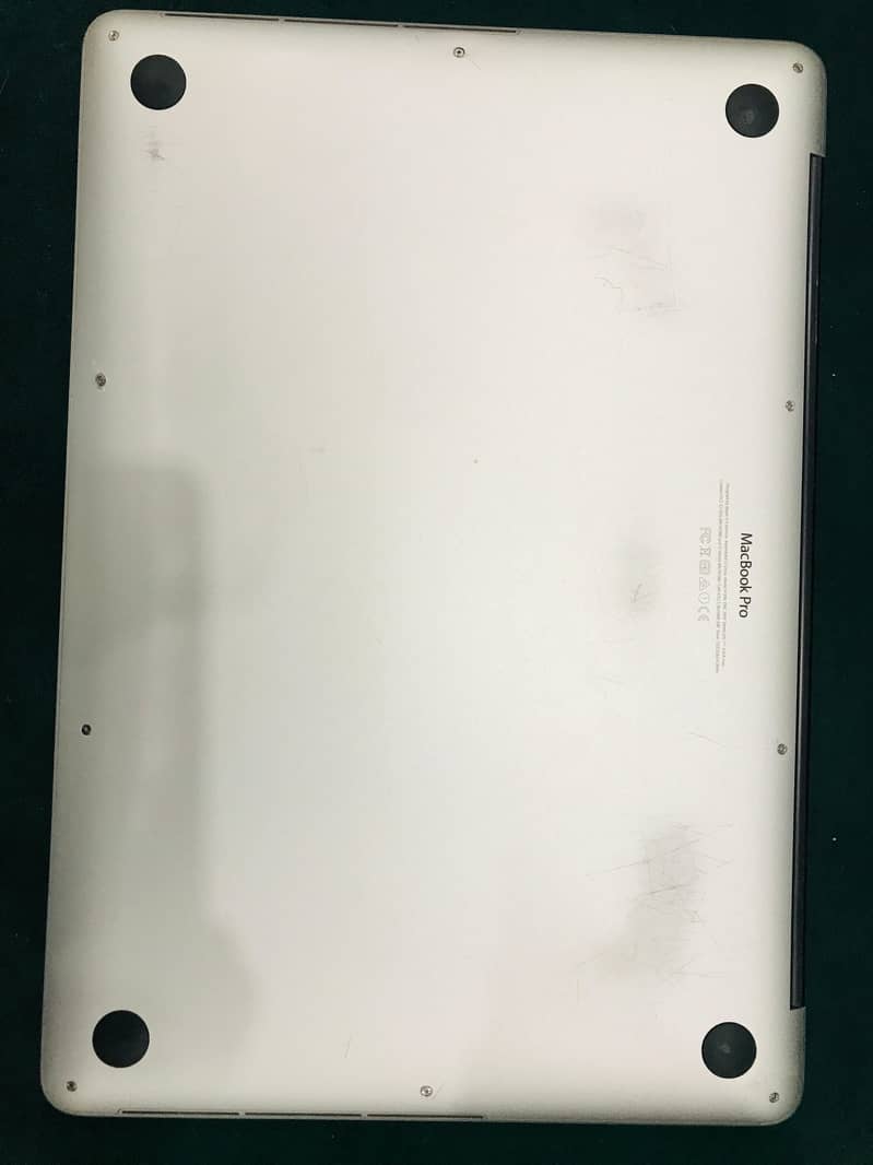 MAC BOOK Pro Mid 15 6