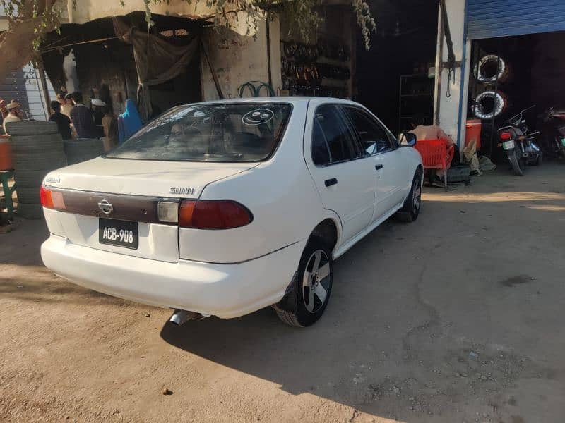 Nissan Sunny 1999 6