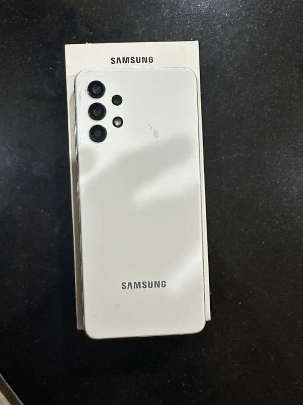 Samsung galaxy A32 10/9 0