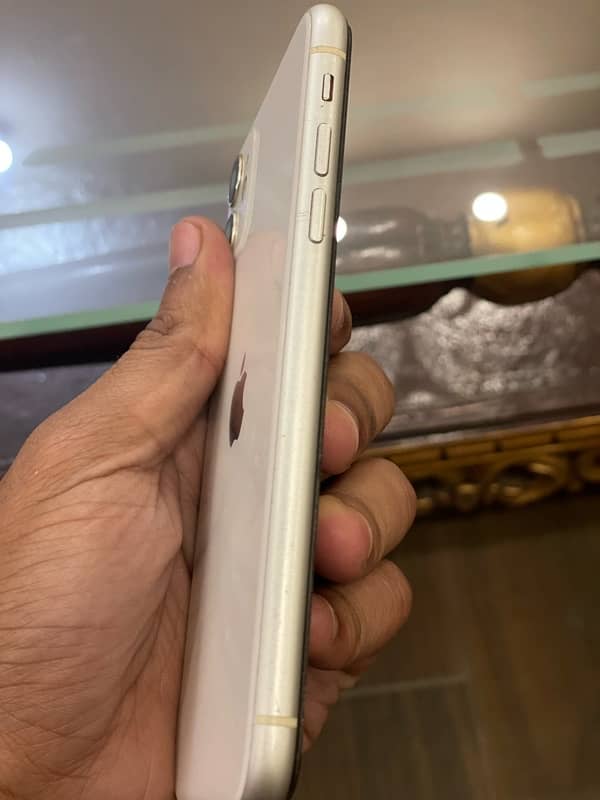 iphone 11 for sale 3