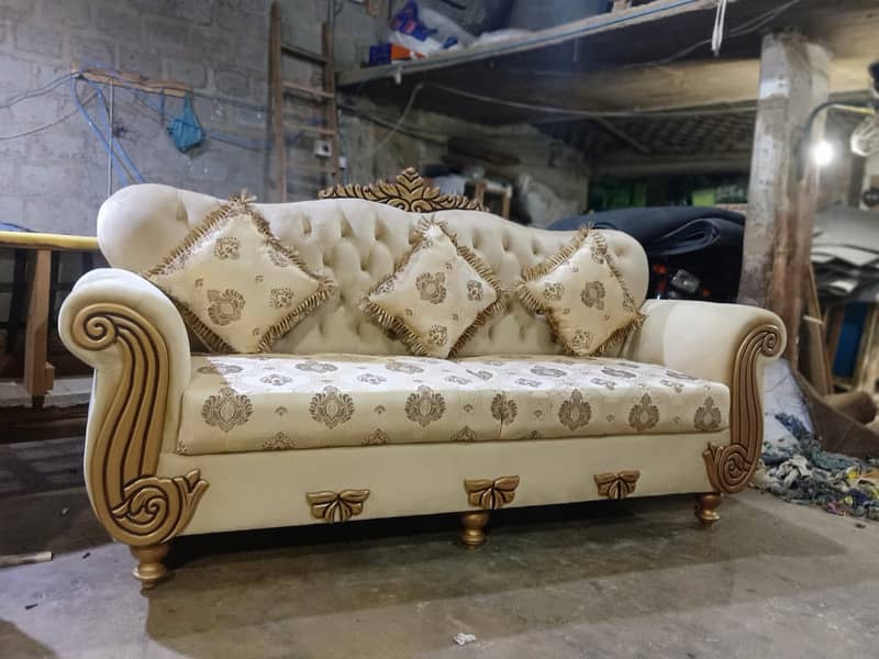 Sofa cumbed -7 seater sofa set - 5 seater sofa set for sale in Karachi 17